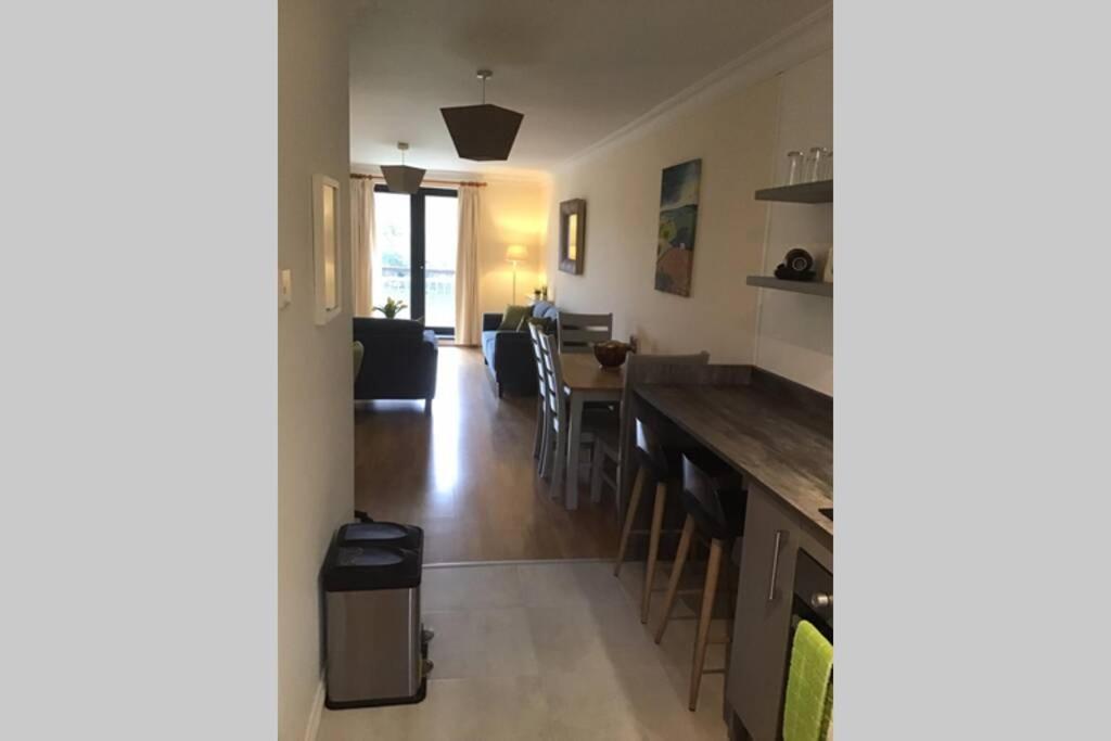 Waterfront Apartment Completely Refurbished Westport Exterior photo